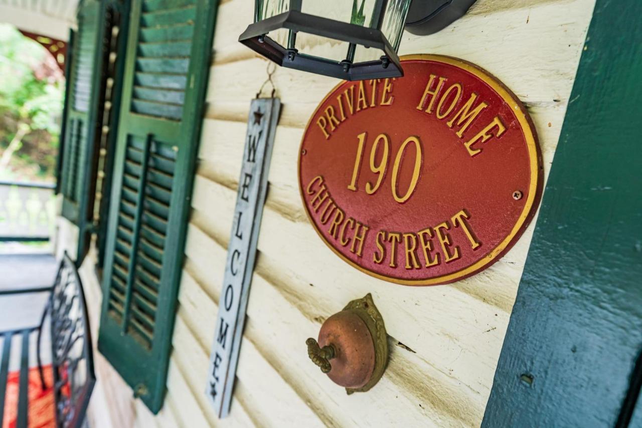 Enchanting Cottage, Walk To Downtown ハーパーズ・フェリー エクステリア 写真